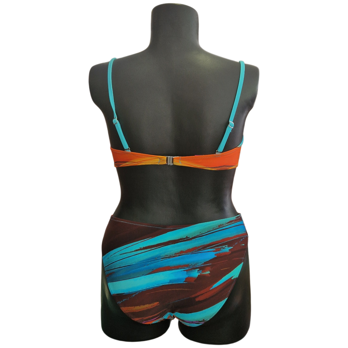 Ženske dvodelne kopalke, modrček samostoječ oblikovan, hlačke slip. Dvodelne trgovinamacek 2