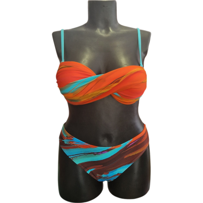 Ženske dvodelne kopalke, modrček samostoječ oblikovan, hlačke slip. Dvodelne trgovinamacek